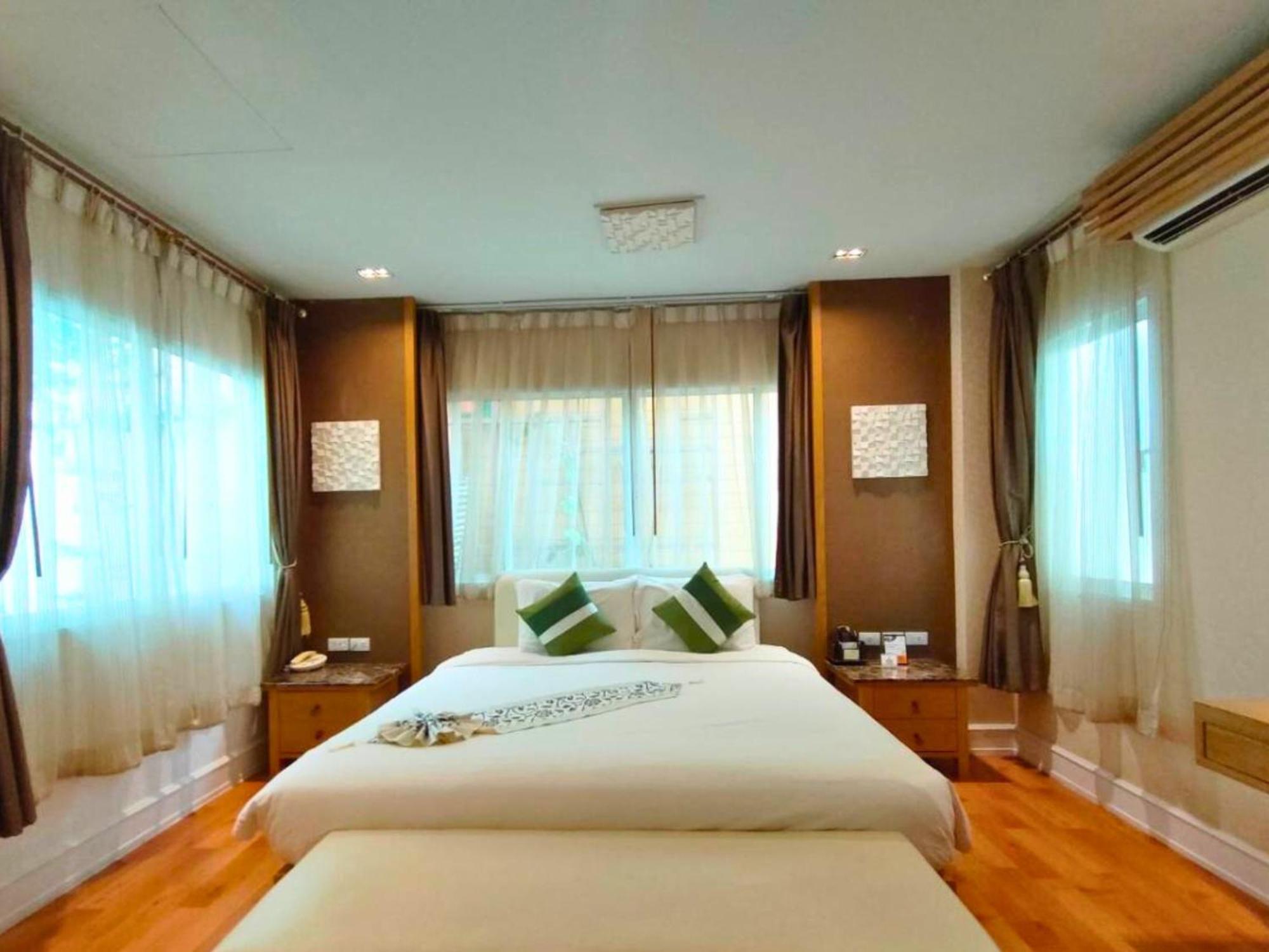Vartika Resovilla Kuiburi Beach Resort And Villas Kui Buri Exterior photo