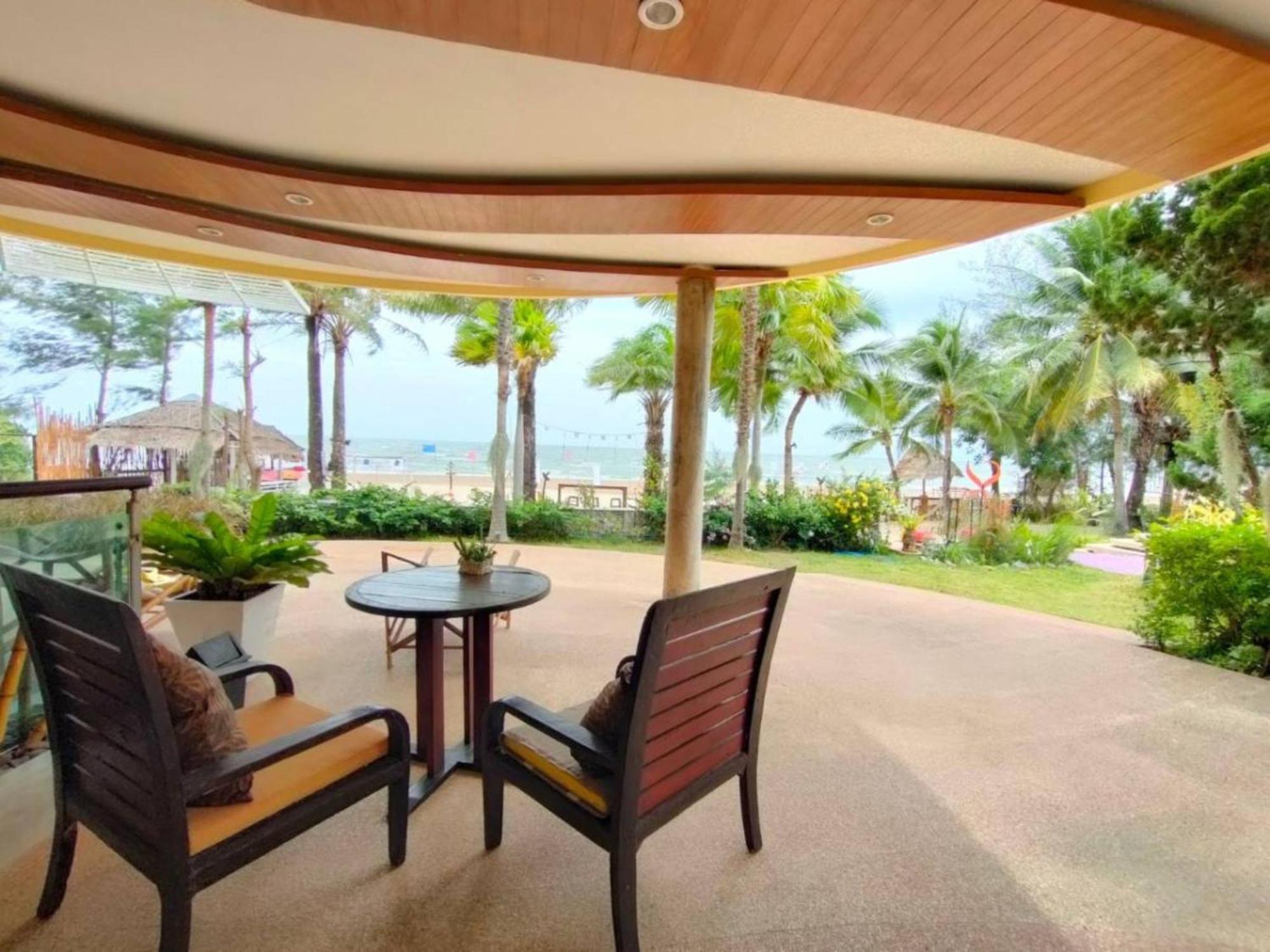 Vartika Resovilla Kuiburi Beach Resort And Villas Kui Buri Exterior photo